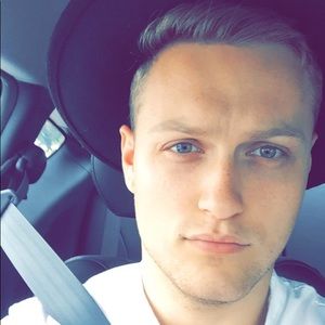 Meet your Posher, Nicholas